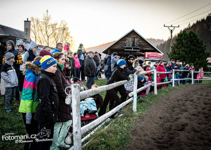 Foto+video: Den otevřených stájí Valencio